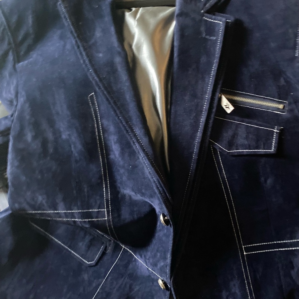 Evening jacket with belt